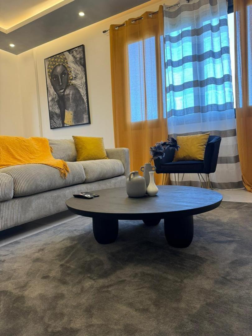 Luxueux Appartements - 2 Pieces Ou 4 Pieces - Quartiers Prises D'Almadies Et Ngor" Dakar Exteriör bild
