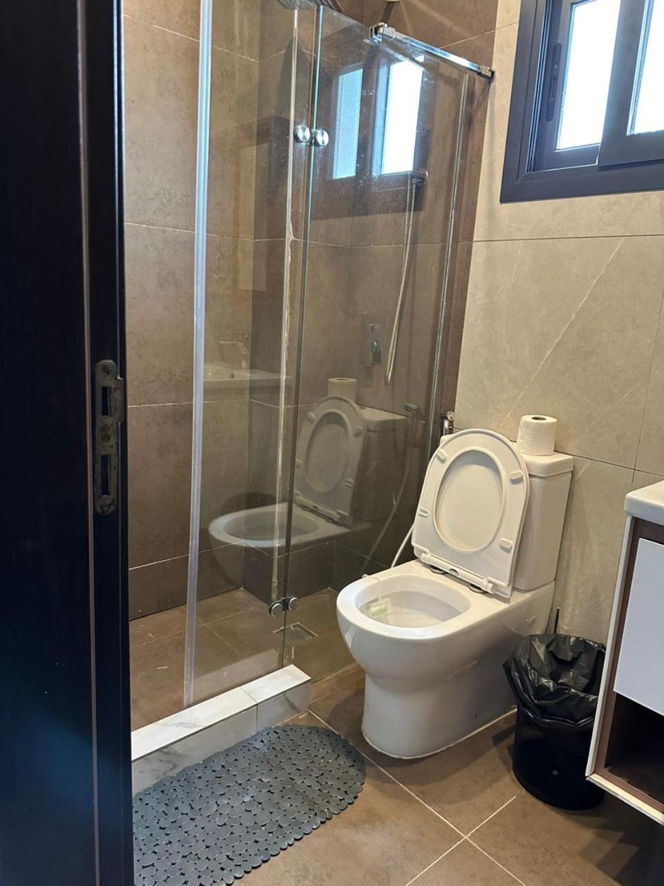 Luxueux Appartements - 2 Pieces Ou 4 Pieces - Quartiers Prises D'Almadies Et Ngor" Dakar Exteriör bild