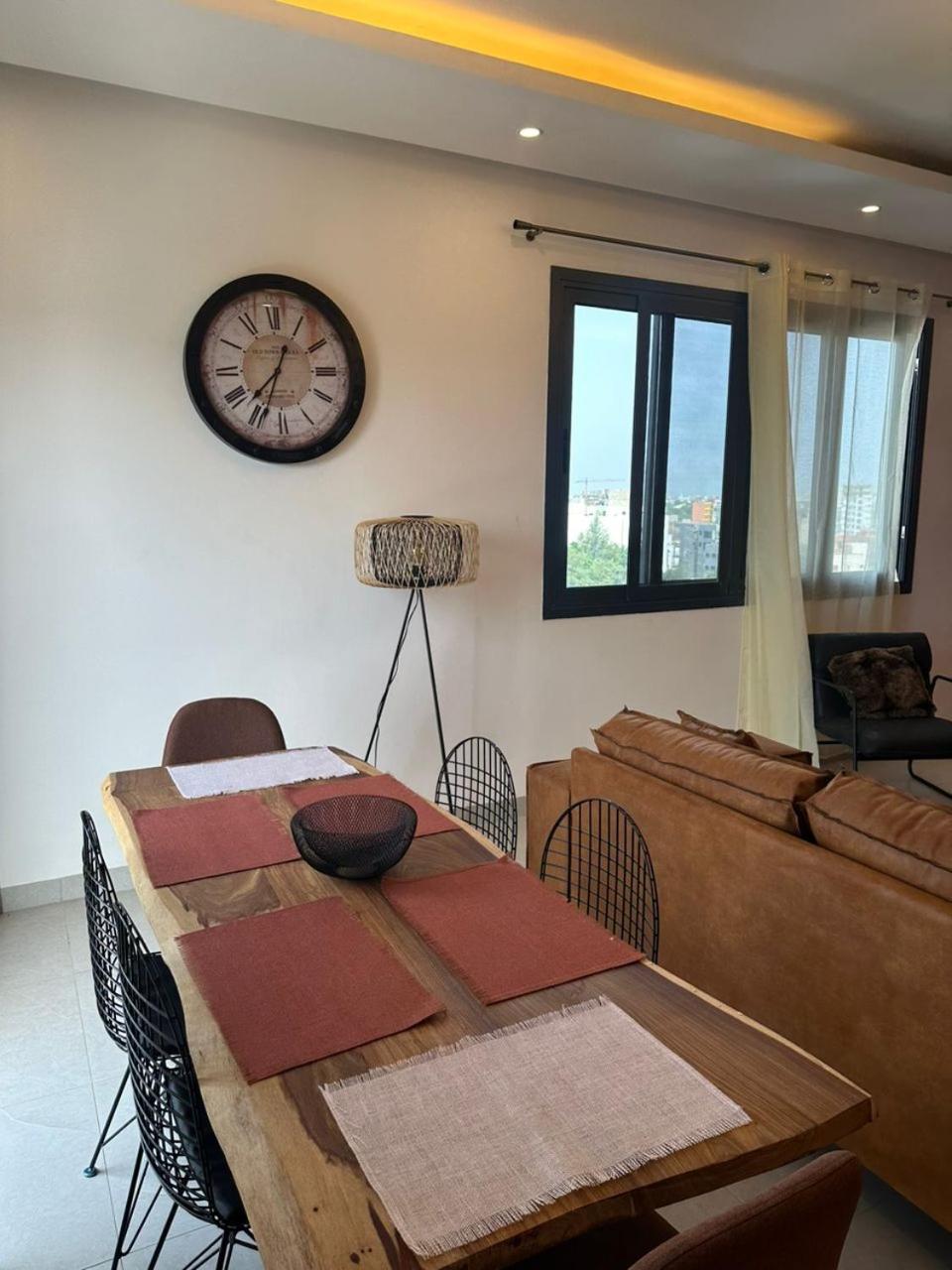 Luxueux Appartements - 2 Pieces Ou 4 Pieces - Quartiers Prises D'Almadies Et Ngor" Dakar Exteriör bild
