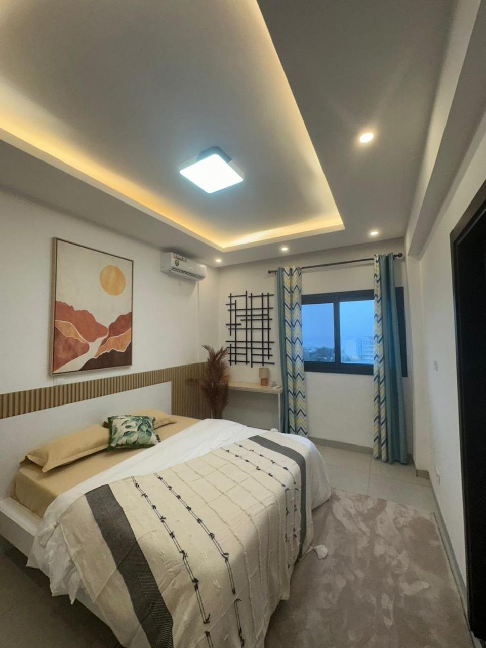 Luxueux Appartements - 2 Pieces Ou 4 Pieces - Quartiers Prises D'Almadies Et Ngor" Dakar Exteriör bild