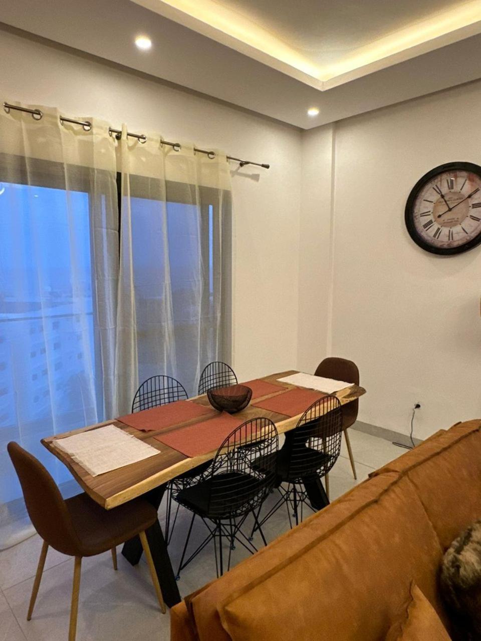 Luxueux Appartements - 2 Pieces Ou 4 Pieces - Quartiers Prises D'Almadies Et Ngor" Dakar Exteriör bild